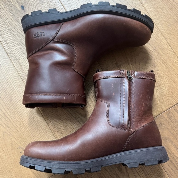 UGG Men's Kennen Waterproof Boot - Brown Leather - Size 10 - Like New - Picture 2 of 12